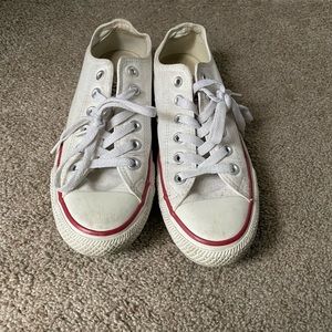 Converse low tops. Size 7.5 white.